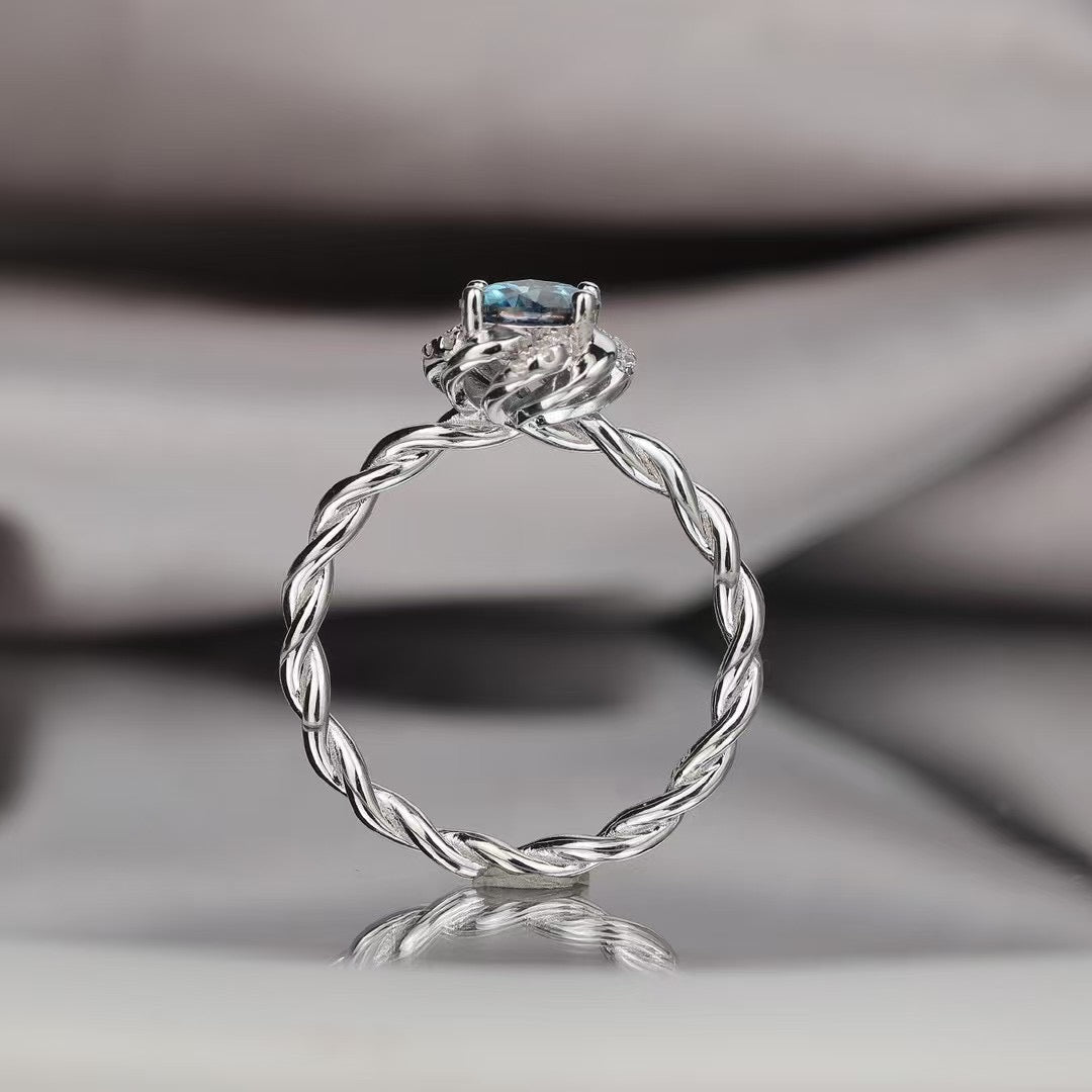 (Twist)1ct moissanite ring
